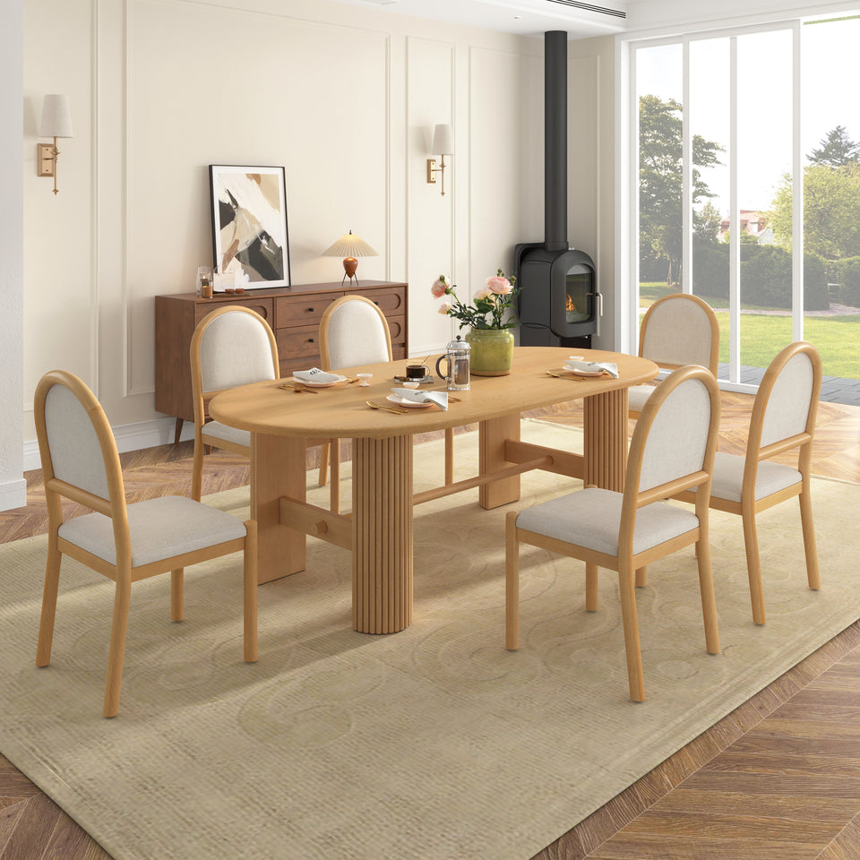 Oval dining table set